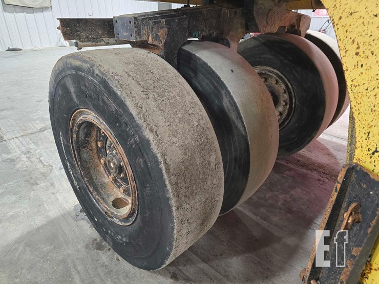 2013-dynapac-cp274-image-12