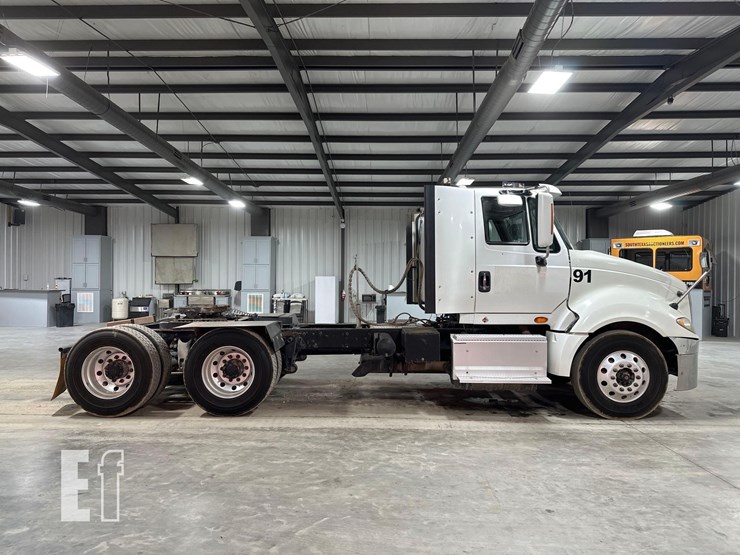 2017-international-prostar-image-6