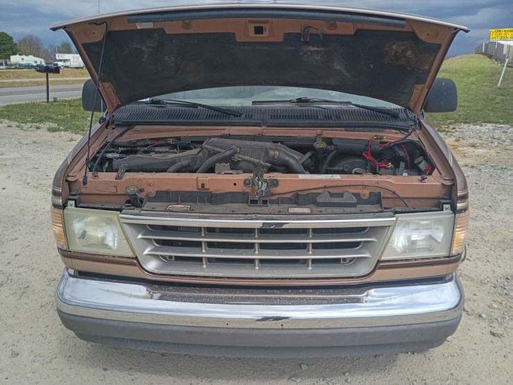 1992-ford-e150-image-17