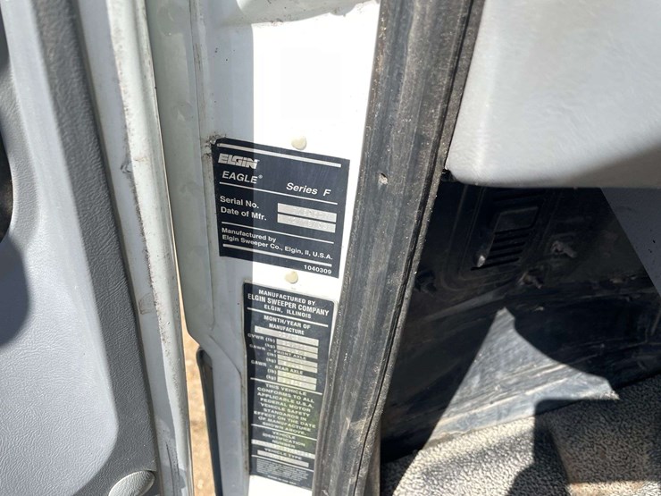 2003-sterling-sc8000-image-27