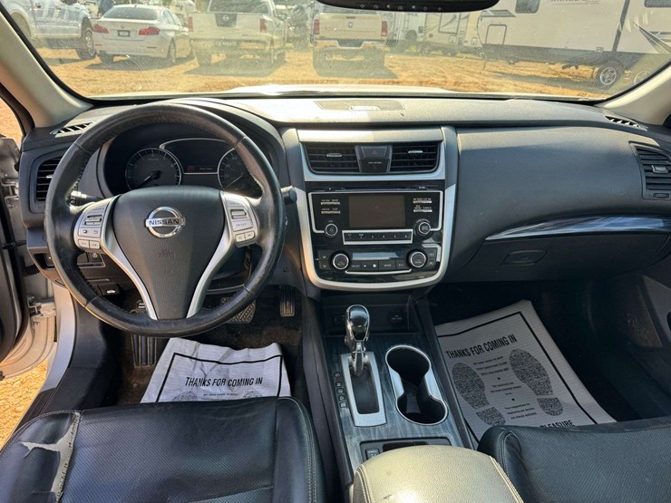 2018-nissan-altima-sl-4-door-sedan-(193,505-miles)-image-12