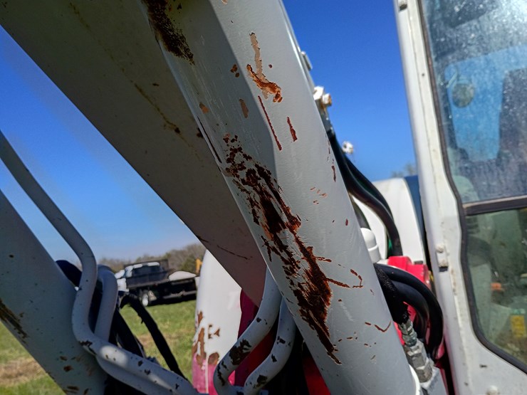 2011-takeuchi-tb285-image-113