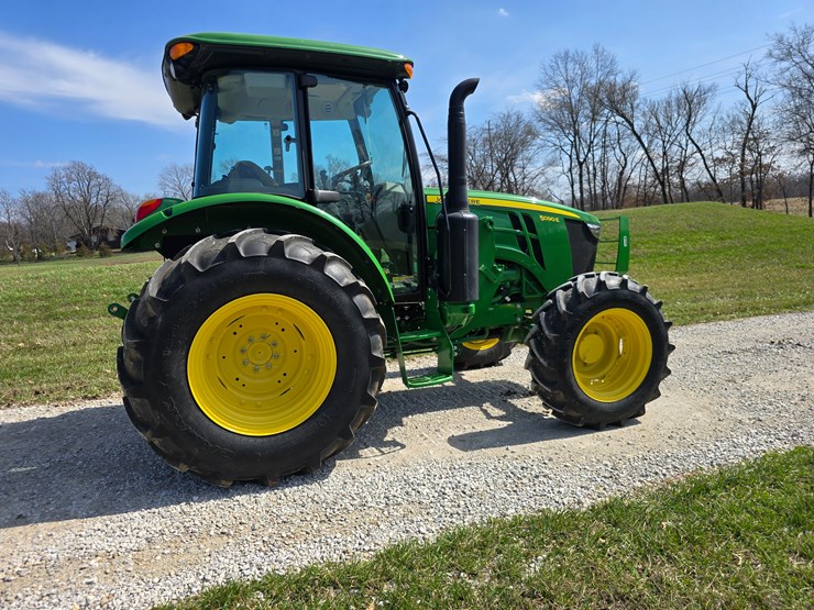 #22600-•-2024-john-deere-5090-tractor-image-13