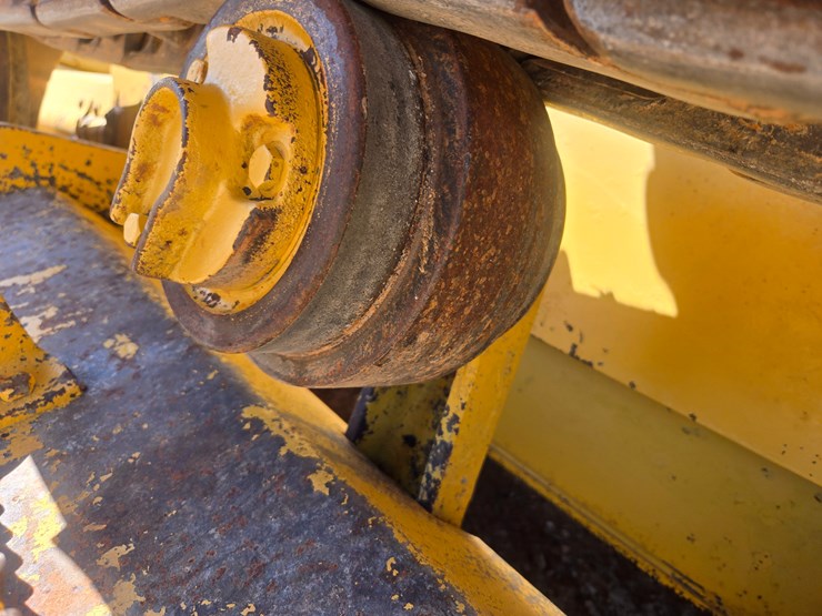 1998-deere-650g-image-46