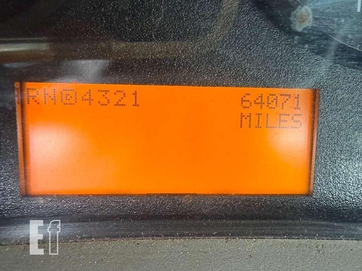 2018-international-durastar-4400-image-17