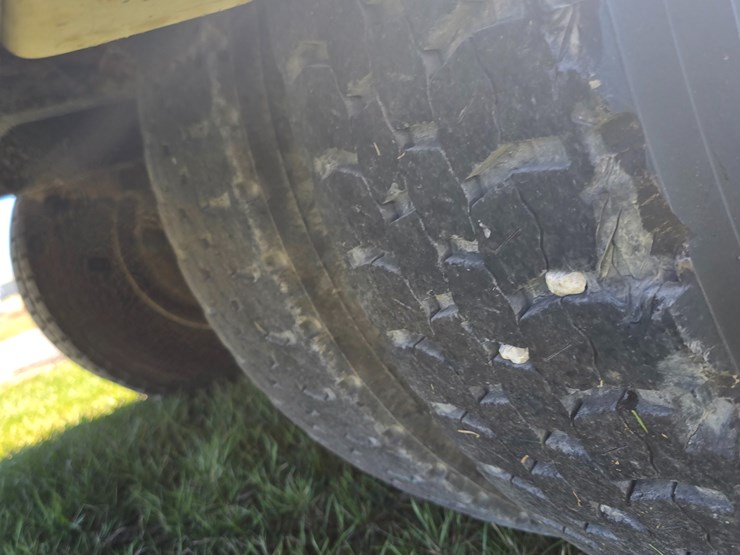 2008-international-durastar-4300-image-93