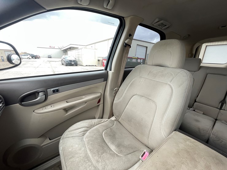 2004-buick-rendezvous-image-49