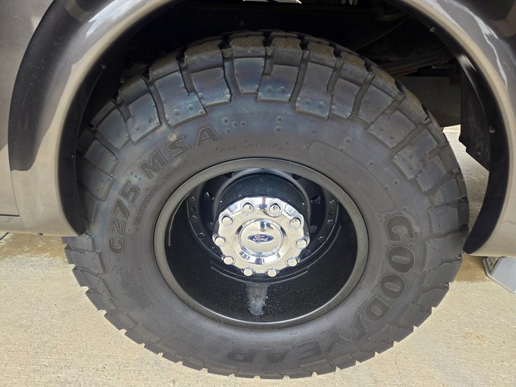 2020-ford-f550-image-104