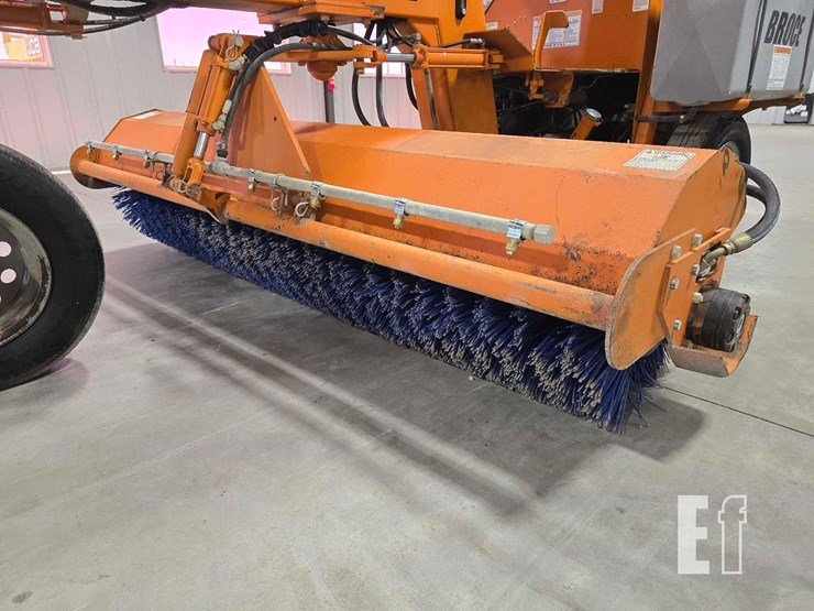 2018-broce-bw260-image-9