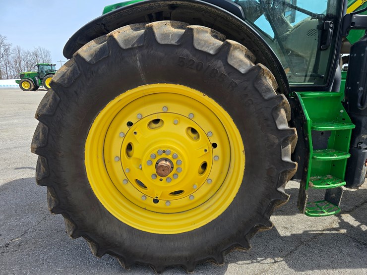 john-deere-6125r-image-53