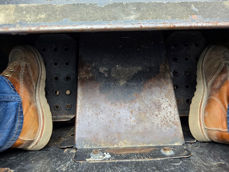 #22607-•-2008-deere-332t-skid-steer-image-58