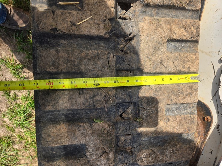 2010-bobcat-t650-image-56