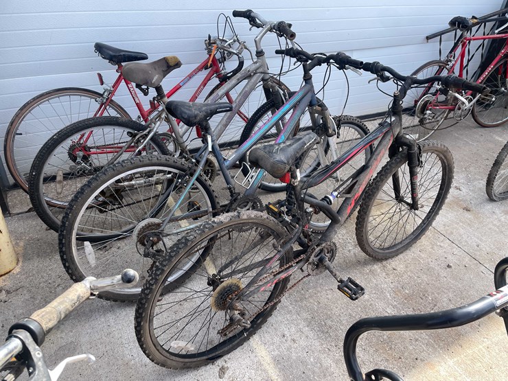 #7074-•-(4)-bikes-(o4)-image-3