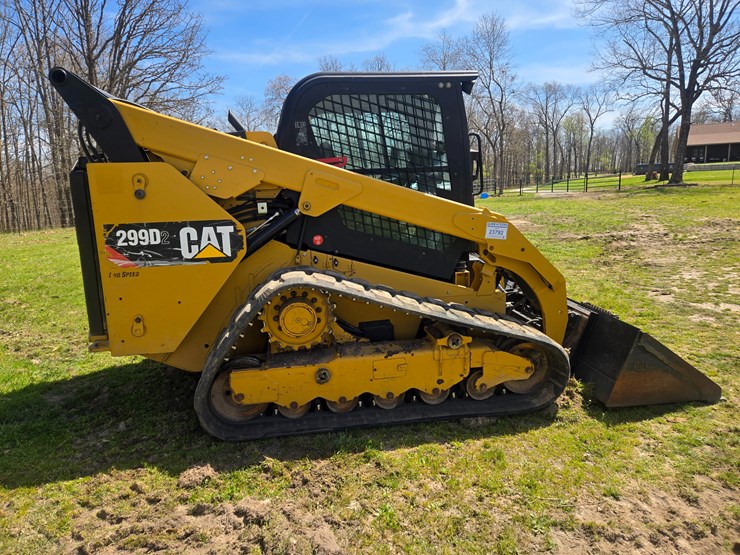 2018-caterpillar-299d2-image-17