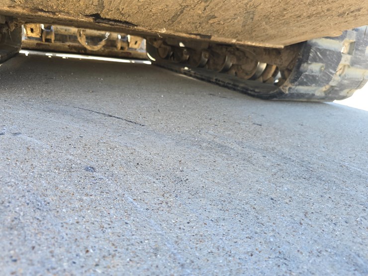 2020-bobcat-t770-image-41