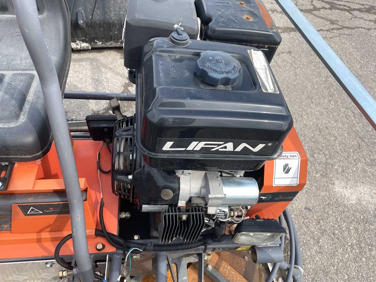 #7057-•-unused-ride-on-concrete-trowel-(o9)-image-11