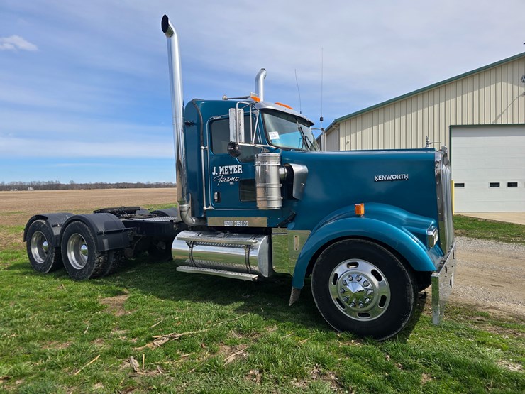 2007-kenworth-w900-image-15