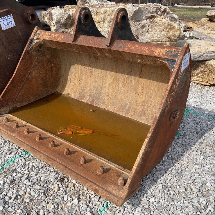 #22601 • 2021 Floyd Trench Bucket