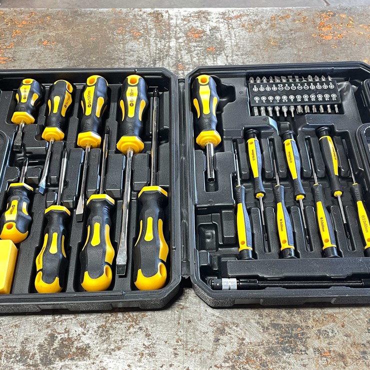 #2463 • New 43 Pieces Screwdriver Set (CW)