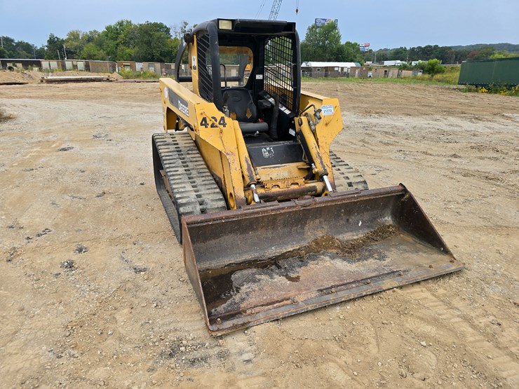 #22607-•-2008-deere-332t-skid-steer-image-22