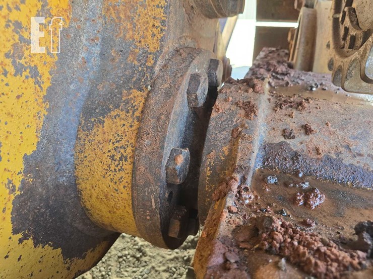 2006-caterpillar-d6r-iii-image-29