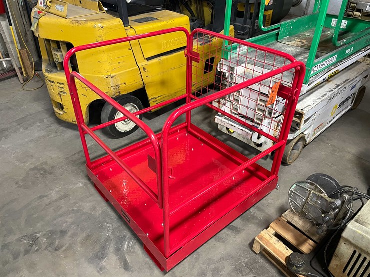 #2428-•-forklift-platform-basket-with-fork-pockets-(walle)-image-1