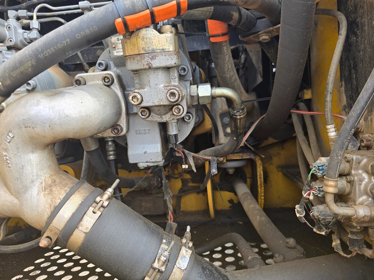 2007-deere-350d-lc-image-60