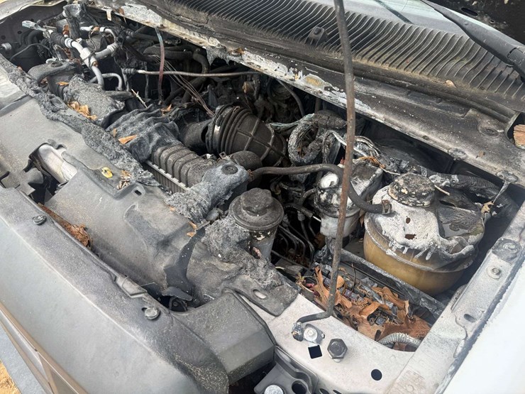 2013-ford-e350-image-25