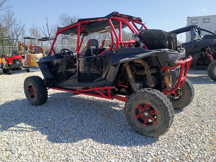 2015-polaris-ranger-image-4