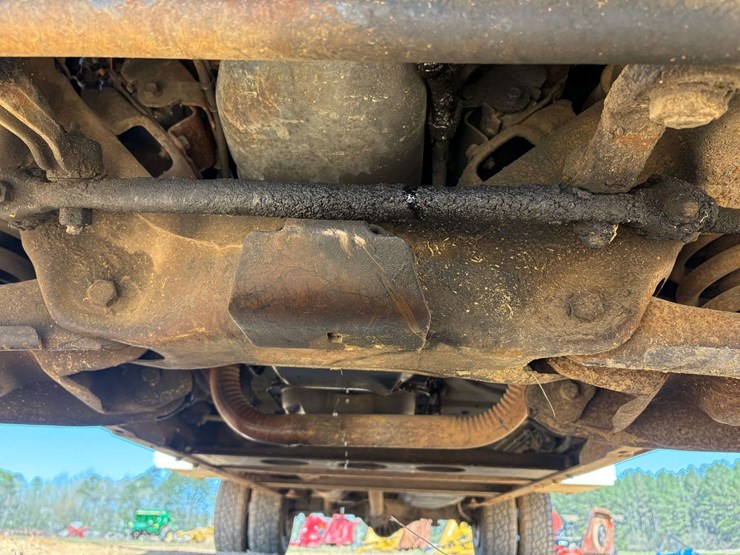 1999-chevrolet-silverado-3500-image-9