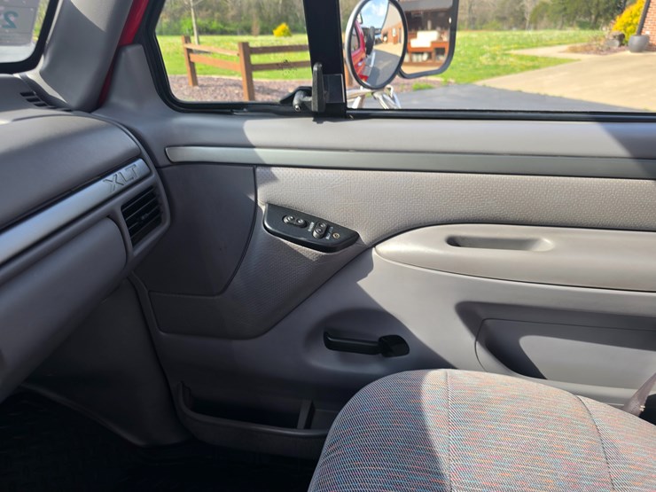 1995-ford-f350-image-57