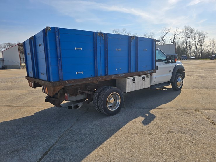 2016-ford-f550-image-12