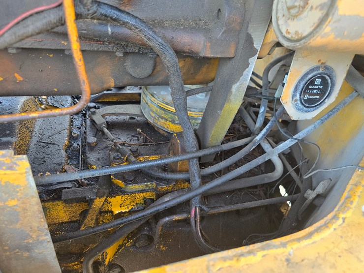 1971-deere-570a-image-70