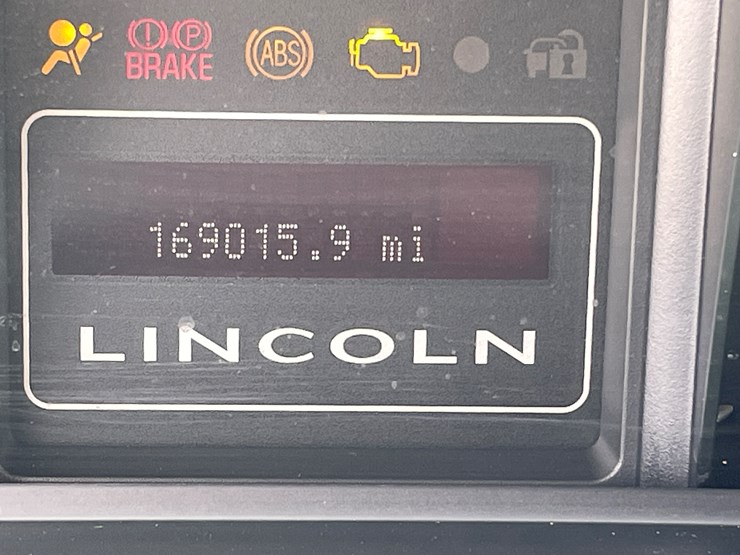 2008-lincoln-navigator-image-43