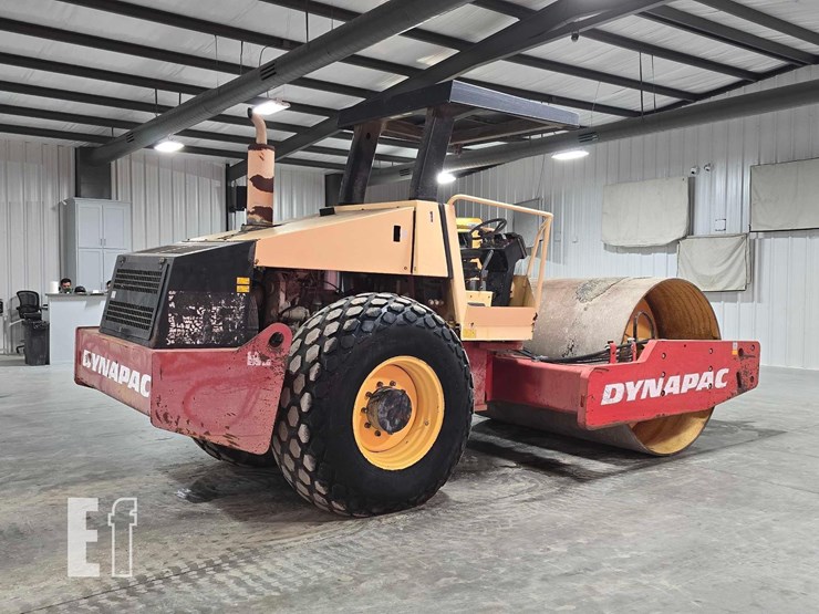 2007-dynapac-ca250d-image-3