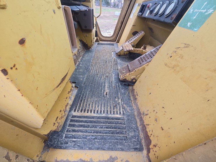 1996-caterpillar-953b-image-41