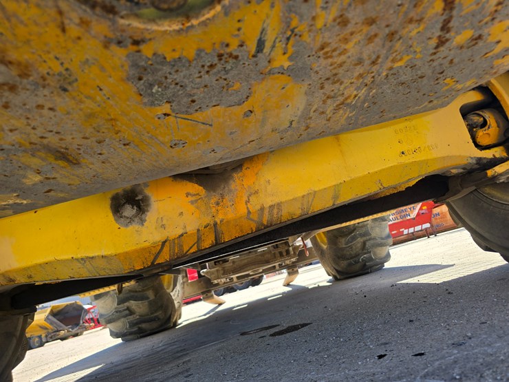 2000-sellick-sd80-image-57