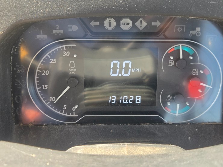 2019-john-deere-5100e-image-39