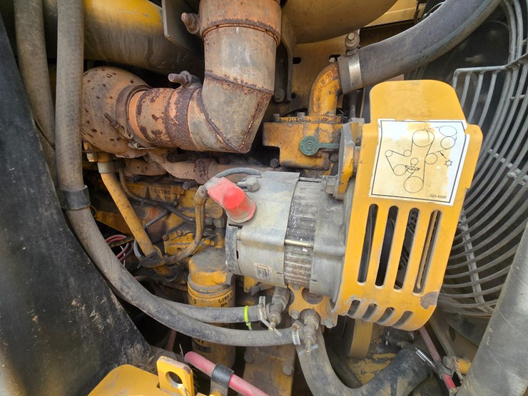 2005-caterpillar-953c-image-32