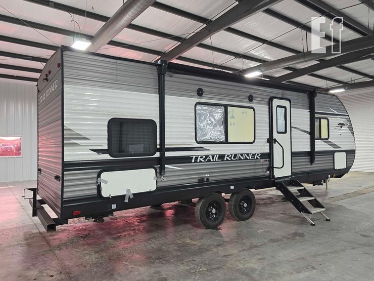 2022-heartland-trail-runner-25jm-image-3