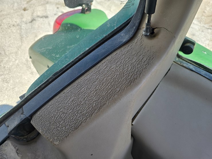 2002-john-deere-6220-image-60