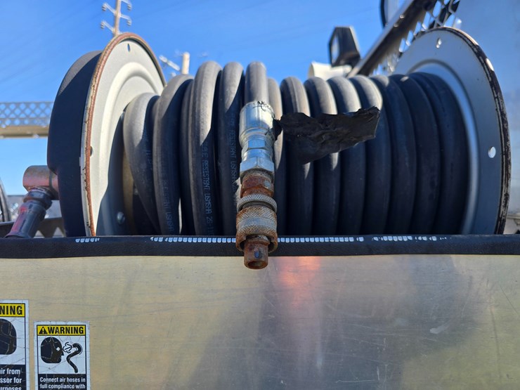 2008-international-durastar-4300-image-95