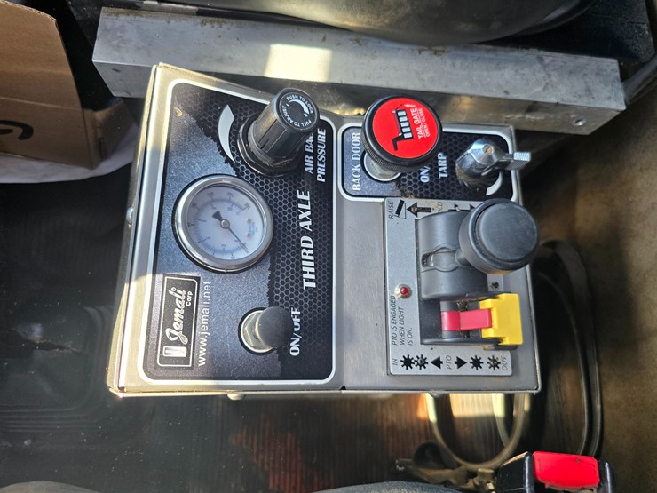 #21305-•-2003-kenworth-dump-truck-image-160