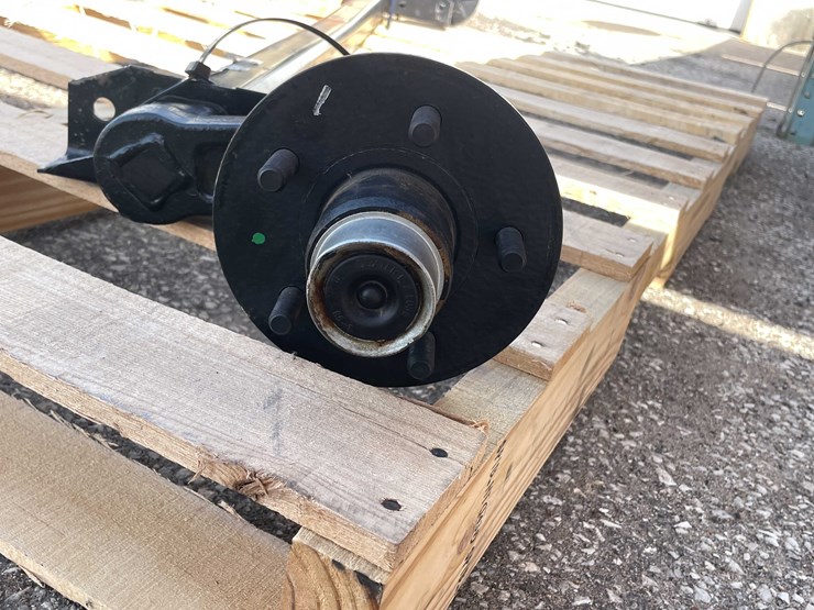 #7008-•-trailer-axle-(o4)-image-5