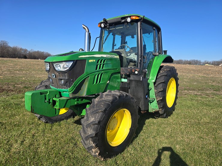 2016-john-deere-6110m-image-1