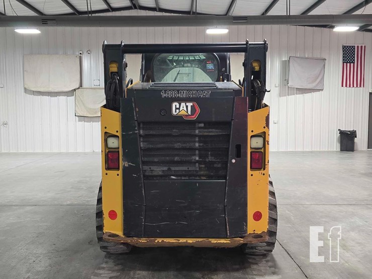 2021-caterpillar-242d3-image-8