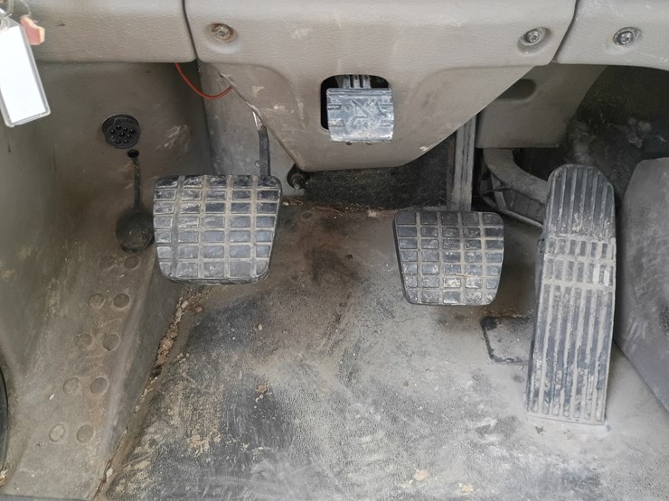 2009-freightliner-cascadia-125-image-67