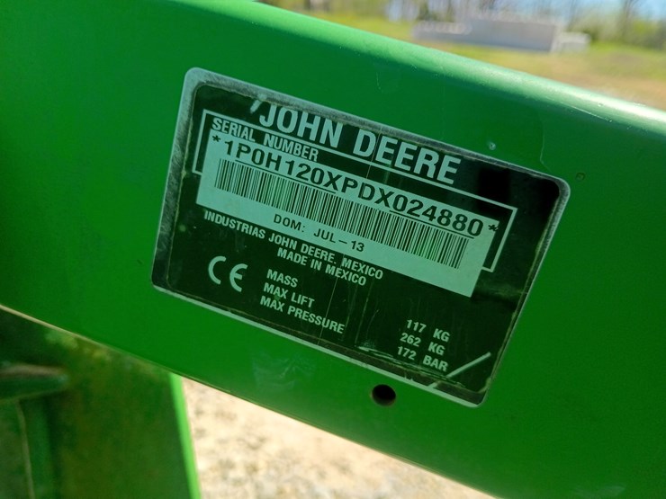 2013-john-deere-1025r-image-84