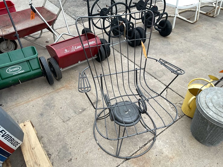 #7013-•-metal-rocking/swivel-chair-(o3)-image-1