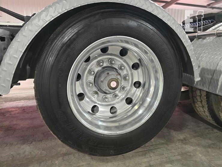 2004-international-paystar-5900-image-30